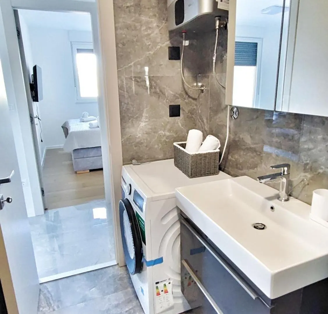 Apartman Nina&Martina' New 2025 Split 0*,